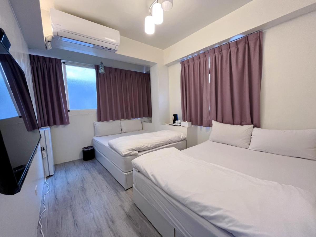Ferienwohnung Fengchia Fun House Taichung Exterior foto