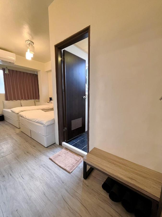 Ferienwohnung Fengchia Fun House Taichung Exterior foto