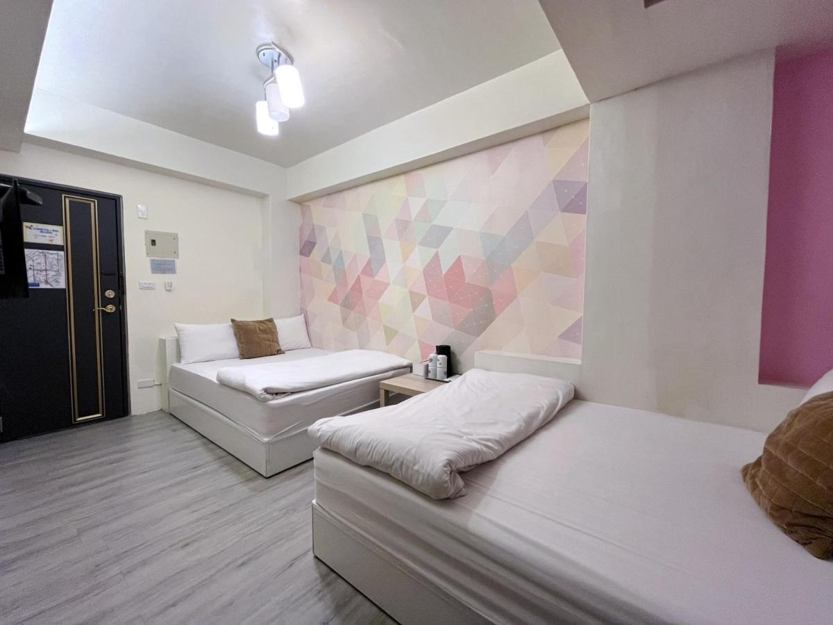 Ferienwohnung Fengchia Fun House Taichung Exterior foto