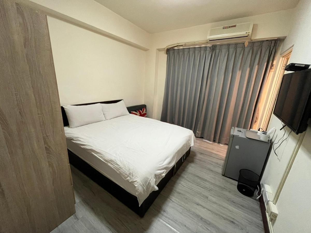 Ferienwohnung Fengchia Fun House Taichung Exterior foto